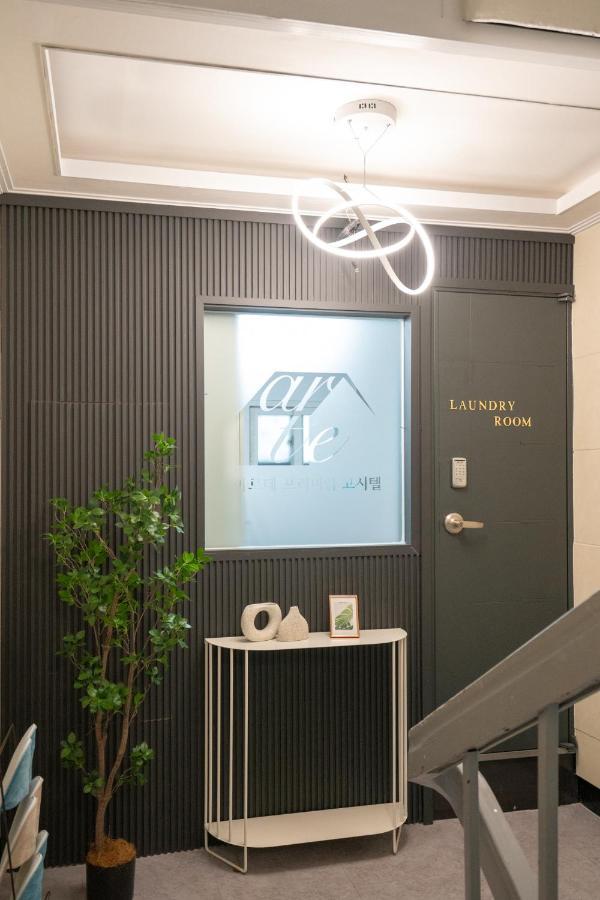 Arte Premium Oneroomtel Myeongdong Seoul Exterior photo
